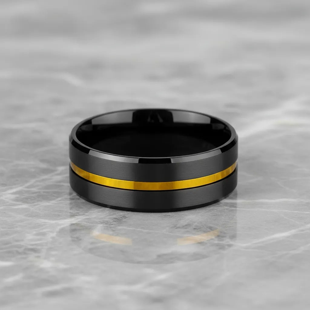 Obrączka Męska | Węglik Wolframu | Czarna Szczotkowana Stal z Złotym Rowkiem